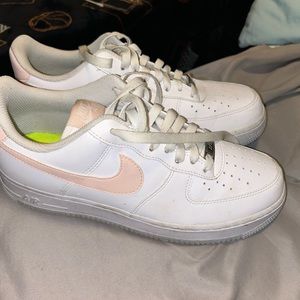 Women’s Airforce ones
